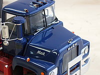 mack_dm-600__gravel_trailer_021.jpg