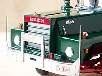 mack_dm800_015.jpg