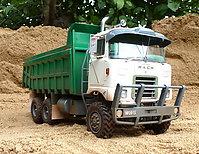 mack_fr700_dump_truck_003.jpg