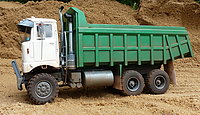 mack_fr700_dump_truck_007.jpg