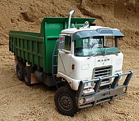 mack_fr700_dump_truck_013.jpg