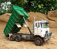 mack_fr700_dump_truck_021.jpg