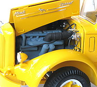 mack_lj2d_015.jpg