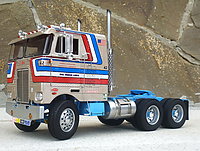 peterbilt_352_002.jpg