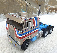 peterbilt_352_005.jpg