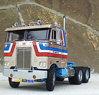 peterbilt_352_006.jpg