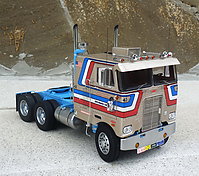 peterbilt_352_008.jpg
