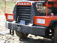 mack_rd800_dump_truck_020.jpg