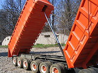 mack_rd800_dump_truck_021.jpg