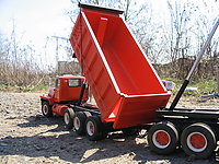 mack_rd800_dump_truck_025.jpg