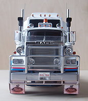 mack_superliner_aus_003.jpg