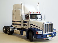 peterbilt_377_008.jpg