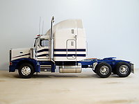 peterbilt_377_015.jpg
