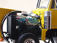 peterbilt_378_001.jpg