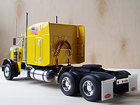 peterbilt_378_007.jpg