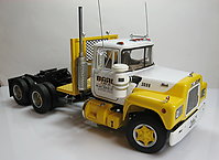 mack_r685st_015.jpg