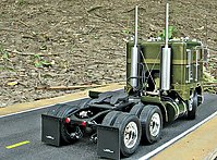 white_freightliner_014.jpg