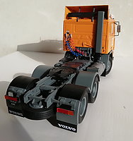 volvo_f1225_001.jpg