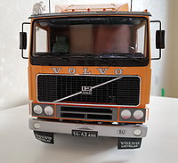 volvo_f1225_002.jpg