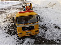 man-2000_005.jpg