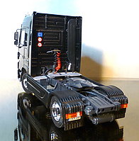 mercedes-benz_actros_black_edition_009.jpg
