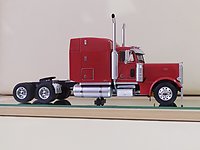 peterbilt_379_001.jpg
