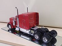 peterbilt_379_014.jpg
