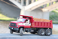 gmc_topkick_c7500_005.jpg