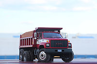 gmc_topkick_c7500_015.jpg