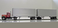 mack_r600_019.jpg
