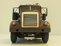 white_9000_towtruck_009.jpg