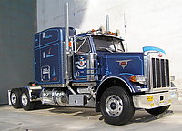 peterbilt_378_001.jpg