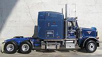 peterbilt_378_002.jpg