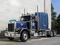 peterbilt_378_008.jpg