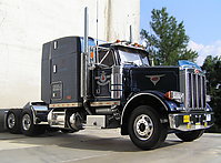 peterbilt_378_016.jpg