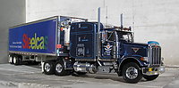 peterbilt_378_025.jpg