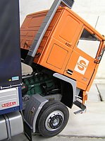 volvo_f1225_029.jpg