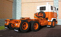volvo_f88-32_011.jpg