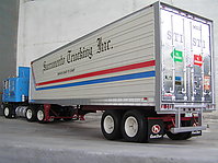 gmc_astro_95__great_dane_dry_van_trailer_018.jpg