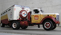 international_kb11_1949__great_dane_van_navl_010.jpg