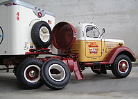 international_kb11_1949__great_dane_van_navl_030.jpg