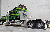 kenworth_w900_custom_015.jpg