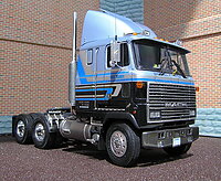 mack_mh_ultraliner_006.jpg