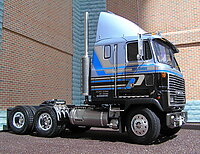 mack_mh_ultraliner_007.jpg