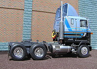 mack_mh_ultraliner_013.jpg