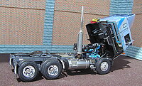 mack_mh_ultraliner_021.jpg
