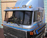 mack_mh_ultraliner_024.jpg