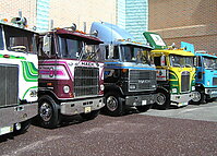 mack_mh_ultraliner_027.jpg