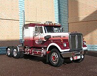 white_road_boss_006.jpg
