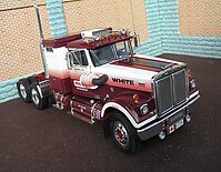 white_road_boss_007.jpg